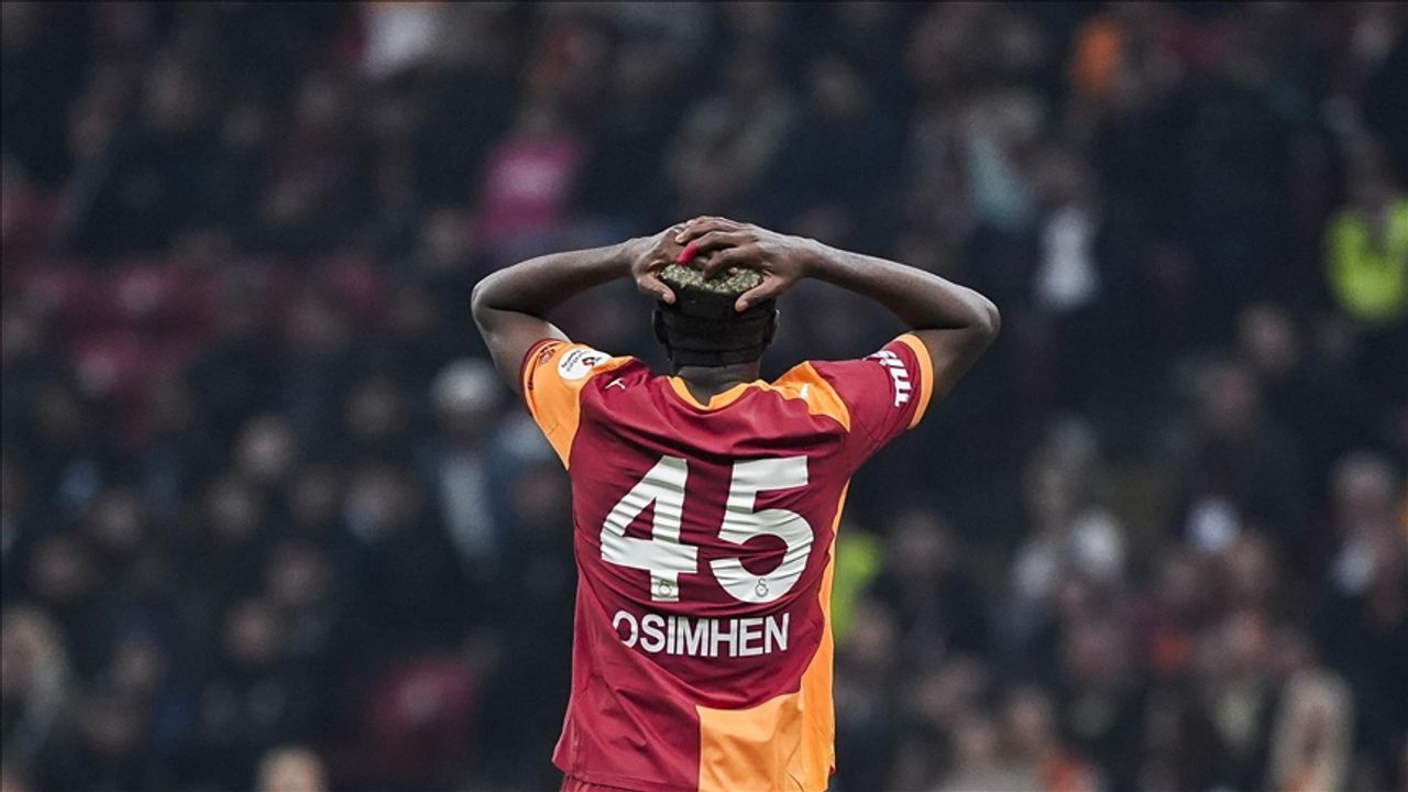 Galatasaray'da Osimhen şoku! Kadroya alınmadı