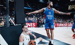 Anadolu Efes, Real Madrid'i Deplasmanından Galip Döndü