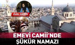 Şam’daki Emevi Camii'nde şükür namazı