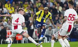 Fenerbahçe zirve yarışında büyük yara aldı