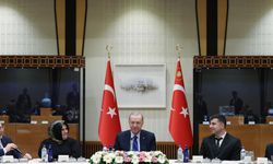 Erdoğan: Türkiye'yi güçlü yarınlara birlikte taşıyacağız