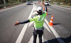 İstanbul'da bazı yollar 1 Mayıs sebebiyle trafiğe kapatıldı