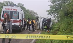 Sinop’ta öğrencileri taşıyan otobüs kaza yaptı!