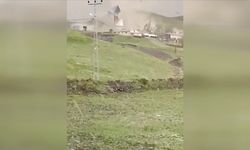 Kars'ta şiddetli fırtına! Evlerin çatıları uçtu