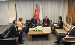 MHP-DEM Parti buluşmasına damga vuran an...