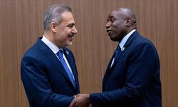 Hakan Fidan İngiliz mevkidaşı ile görüştü!