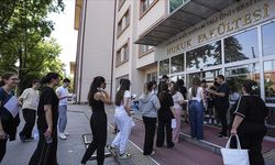 Milyonlarca öğrencinin sınavı TYT sona erdi! YKS ikinci oturum ile yarın devam edecek