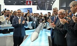 Türkiye'de bir ilk: GÖHKAN füzesi örtüsünü kaldırdı