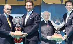 Malazgirt’te Erdoğan ve Bahçeli’ye anlamlı hediye