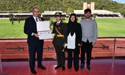 Şehit Ömer Halisdemir'in kızının gurur günü...
