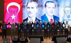 Rozetleri Erdoğan taktı! AK Parti'ye katılan yeni isimler