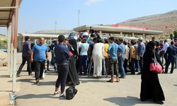 Türkiye’den ülkesine dönen Suriyeli sayısı açıklandı