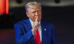 Trump'tan yeni tarife hamlesi! Yüzde 100 uygulayacak