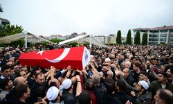 Yavuz Bülent Bakiler İstanbul'da son yolculuğuna uğurlandı