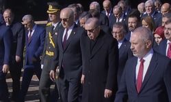 Cumhurbaşkanı Erdoğan Anıtkabir'de