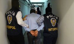 Kırmızı bültenle aranan 13 kişi Türkiye'ye getirildi