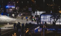 Sokaklar karıştı! Binlerce kişi protesto etti