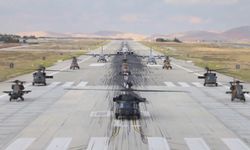 TSK'dan gövde gösterisi! Uçaklar ve helikopterler peş peşe havalandı