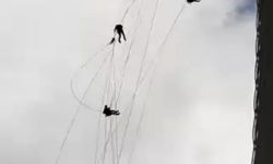 İstanbul’da panik dolu anlar! Metrelerce yüksekte savruldular