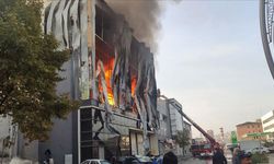 Kocaeli'de depo yangını! Çok sayıda kişi hayatını kaybetti