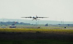 Gökyüzünde milli iradenin imzası! Bayraktar AKINCI'dan tam isabet