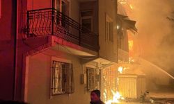 Şehit babasının evi alevlere teslim oldu