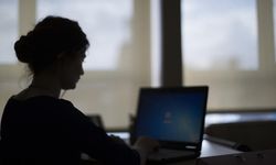 Bir garip olay! İşe erken geldiği için işten kovuldu