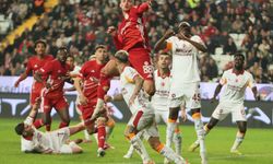 Antalya'da 3 puan geldi Osimhen gitti! Önümüzdeki maç yok