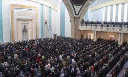 “Gençlerimizi şer odaklarının insafına terk edemeyiz”