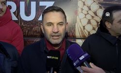 Okan Buruk Filistin için Galata Köprüsü'ne gitti