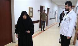 70 yaşında hayatı değişti! Robotik diz ameliyatıyla yeniden yürüdü