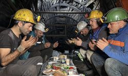 Madenciler ilk sahurlarını yerin metrelerce altında yaptı