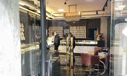 Kuyumcuda soygun! Polisi vurup kaçtılar...