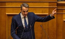 Yunanistan’da tarihe geçen karar! Miçotakis açıkladı