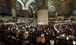 Kadir Gecesi 81 ilimizde dualarla idrak edildi