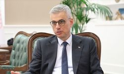 Bakandan sağlık çalışanlarına övgü!