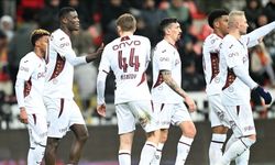 Kayserispor karşısında Onuachu yıldızlaştı Trabzonspor 3 puanı aldı