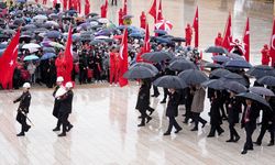 Türkiye 23 Nisanı kutluyor! Devlet erkanı Anıtkabir'de