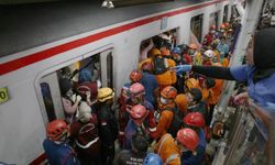 Endonezya'da tren kazası: 14 ölü, 84 yaralı