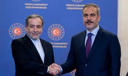 Hakan Fidan'dan kritik temas! İranlı mevkidaşı Arakçi ile görüştü