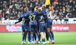 Liderliğe 1 adım kaldı! Fenerbahçe Kayserispor'u farklı geçti