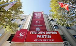 Yeniden Refah partisini üzen vefat haberi!