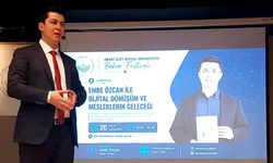 Bilişim Uzmanı Özcan'dan dijital çağ uyarısı: Sadece diploma yetmeyecek