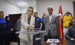 Bir CHP'li belediye daha AK Parti'ye geçti