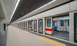 Yeni metro bir günde 10 binden fazla yolcu taşıdı