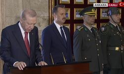 Erdoğan, Anıtkabir Özel Defteri'ni İmzaladı!
