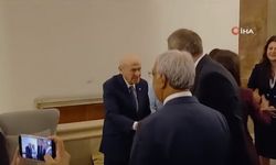 DEM Partililer MHP lideri Bahçeli ile selamlaştı