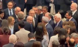 Meclis'te tarihi görüntüler... Bahçeli'den anlamlı jest