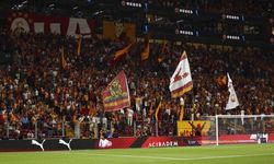 Galatasaray taraftarı yönetimi istifaya davet etti
