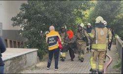Kadıköy'de 8 katlı binada yangın çıktı